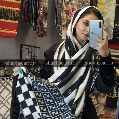 شال موهر ایرانی - طرح فندی کد 1355 رنگ مشکی - شال و روسری شایلی